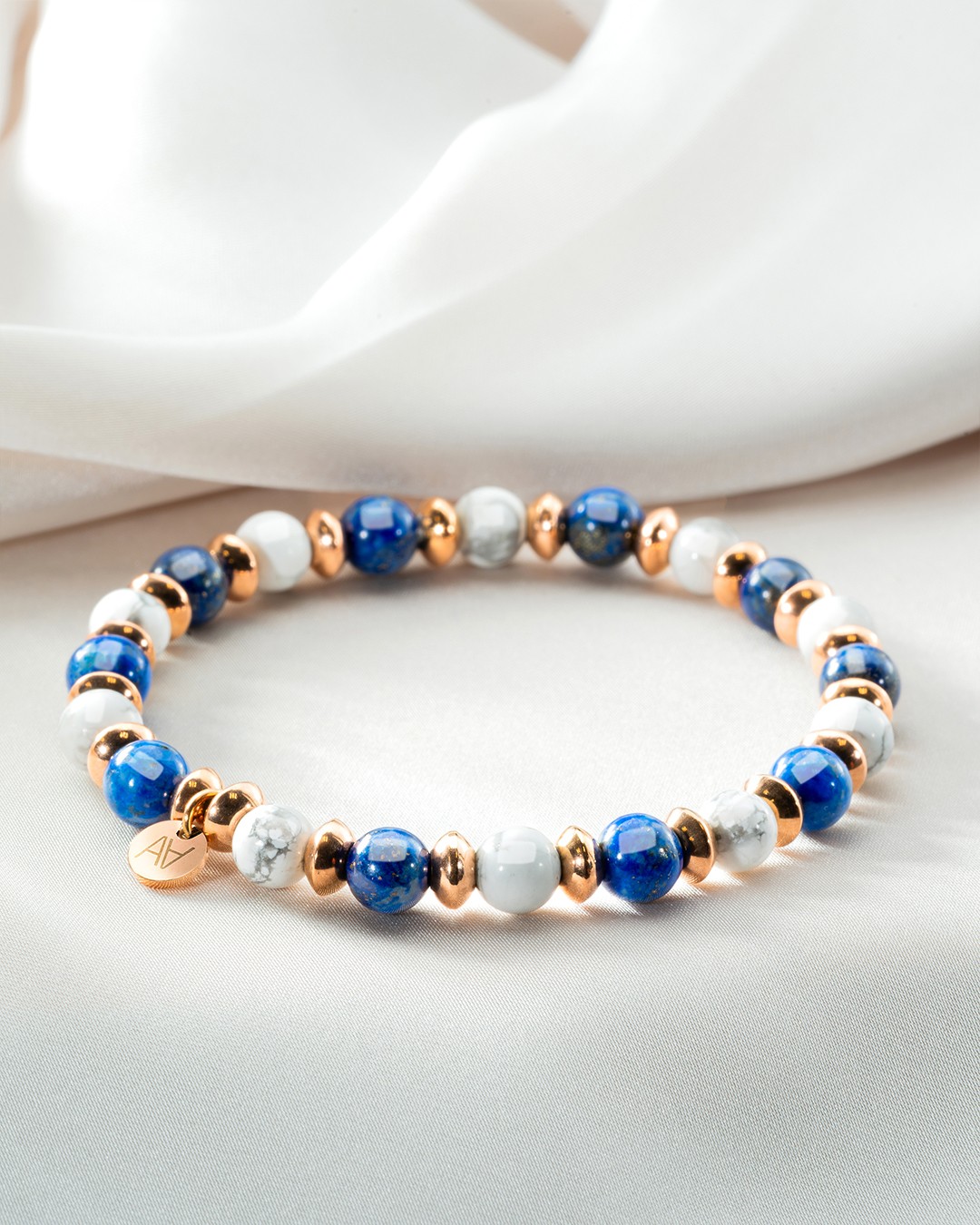 Bracelet Lapis Lazuli et HowliteConfiance et Sérénité