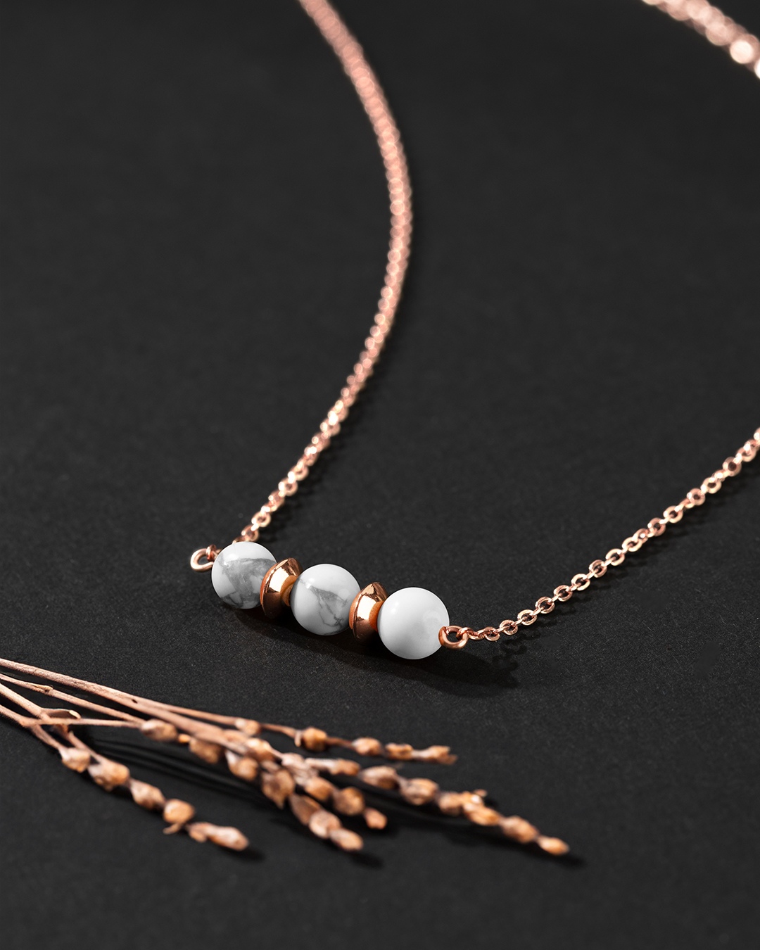 Packshot Pendentif Howlite Alcamina