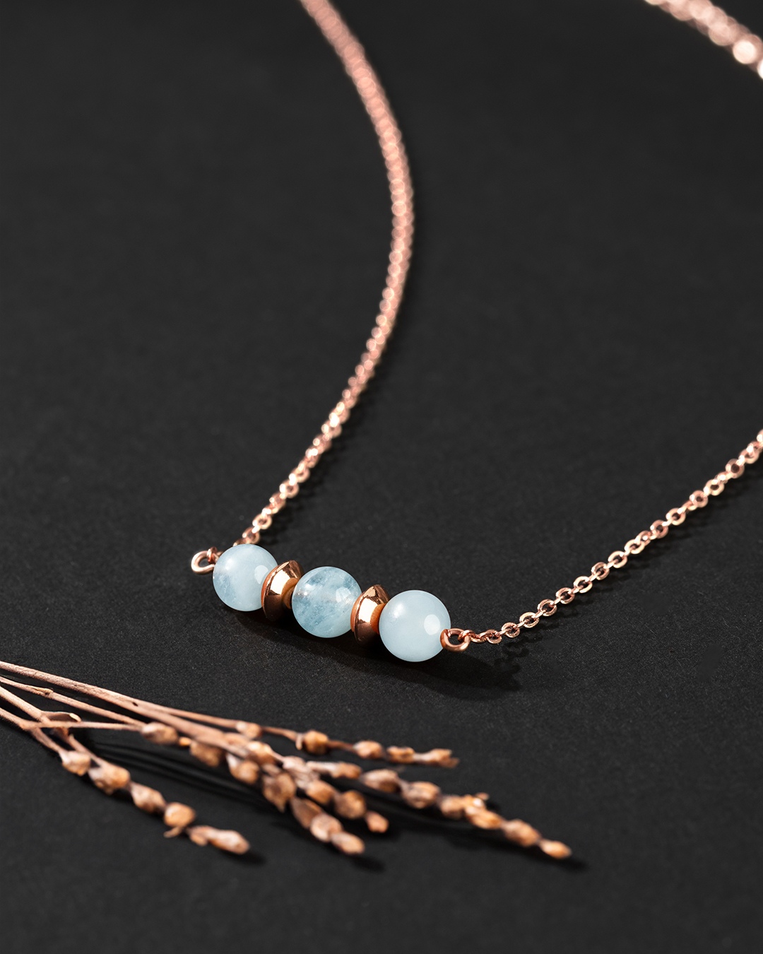 Packshot Pendentif Aigue marine Caprina